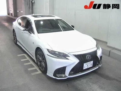 Lexus LS  с аукциона в Японии