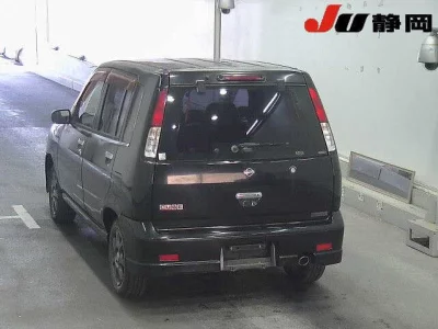 Nissan CUBE  с аукциона в Японии