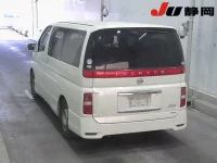 Nissan ELGRAND лот № 271 оценка 3.5  с аукциона в Японии 1