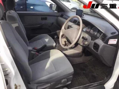 Nissan SUNNY  с аукциона в Японии