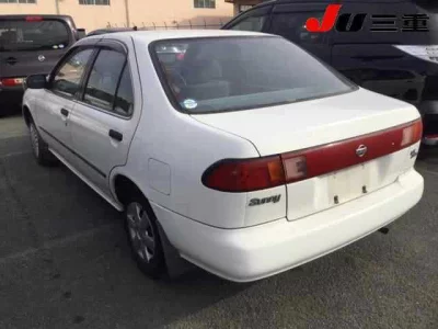 Nissan SUNNY  с аукциона в Японии