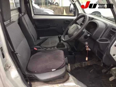 Suzuki CARRY TRUCK  с аукциона в Японии