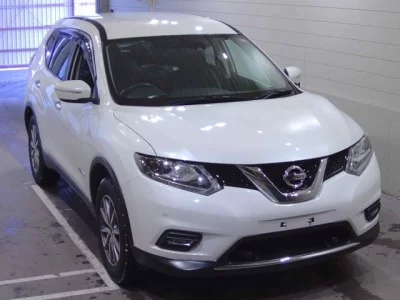 Nissan X-TRAIL