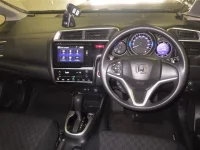 Honda FIT лот № 3081 оценка 3  с аукциона в Японии 2