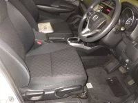 Honda FIT лот № 3081 оценка 3  с аукциона в Японии 3