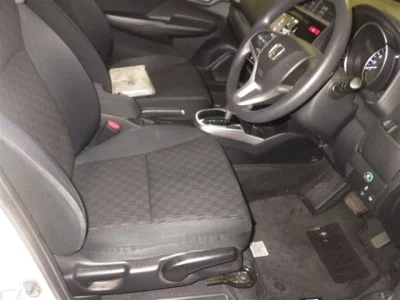 Honda FIT  с аукциона в Японии