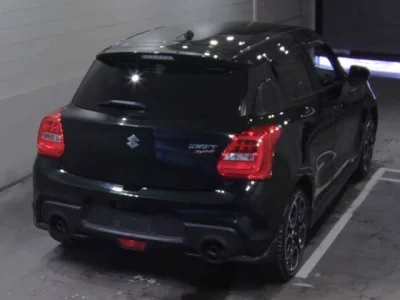 Suzuki SWIFT  с аукциона в Японии