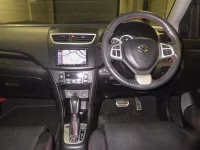 Suzuki SWIFT лот № 3311 оценка R  с аукциона в Японии 2
