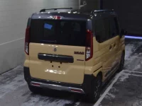 Suzuki SPACIA GEAR лот № 3041 оценка 5  с аукциона в Японии 1