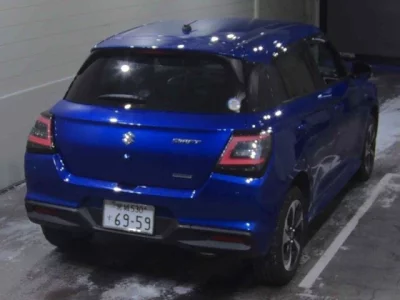 Suzuki SWIFT  с аукциона в Японии
