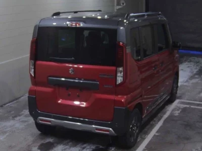 Suzuki SPACIA GEAR  с аукциона в Японии