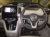 Nissan SERENA лот № 5004 оценка RA  с аукциона в Японии 2