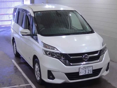 Nissan SERENA  с аукциона в Японии