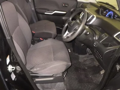 Mitsubishi DELICA D2