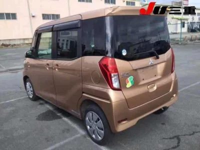 Mitsubishi EK SPACE