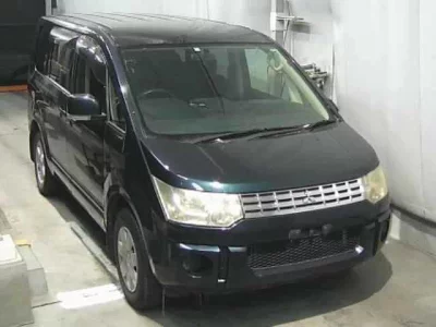 Mitsubishi DELICA D5