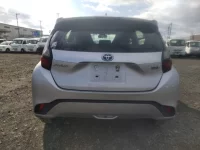 Toyota AQUA лот № 24525 оценка 3.5  с аукциона в Японии 3