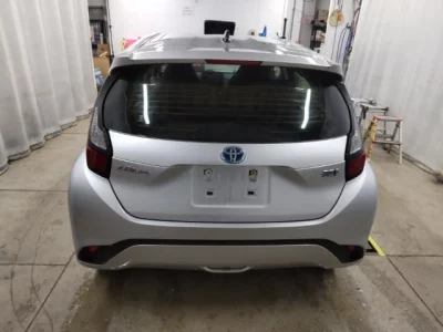 Toyota AQUA  с аукциона в Японии