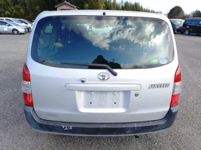Toyota SUCCEED