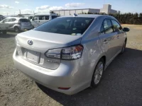 Lexus HS лот № 3729 оценка 4  с аукциона в Японии 2