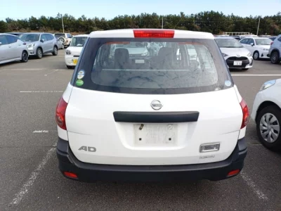 Nissan AD