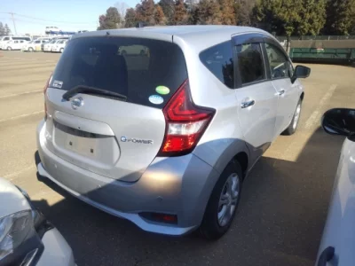 Nissan NOTE  с аукциона в Японии