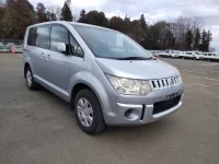 Mitsubishi DELICA D5 лот № 25408 оценка 3.5  с аукциона в Японии 1