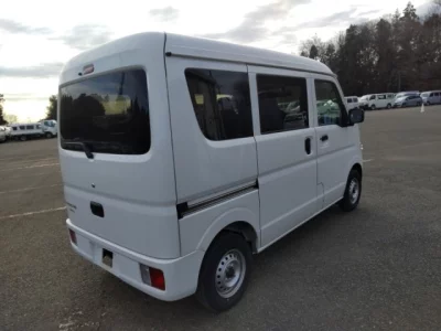 Mitsubishi MINICAB VAN