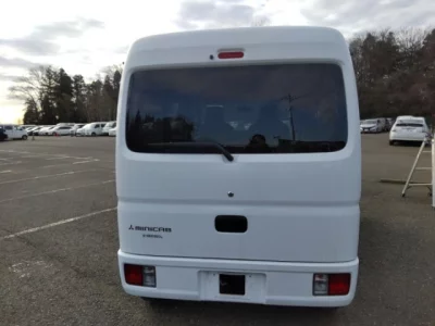 Mitsubishi MINICAB VAN
