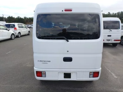 Mitsubishi MINICAB VAN