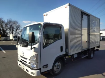 Mazda TITAN  с аукциона в Японии