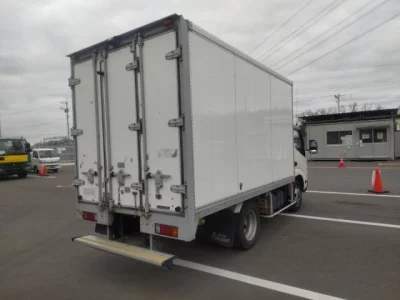 Hino DUTRO  с аукциона в Японии