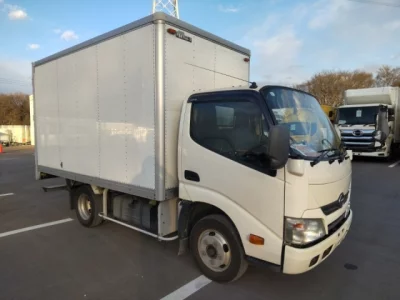 Hino DUTRO  с аукциона в Японии