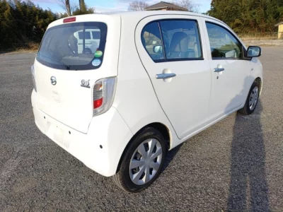 Daihatsu MIRA E S