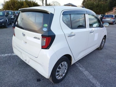 Daihatsu MIRA E S