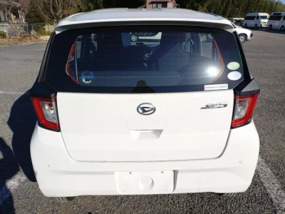 Daihatsu MIRA E S