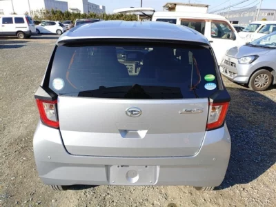 Daihatsu MIRA E S