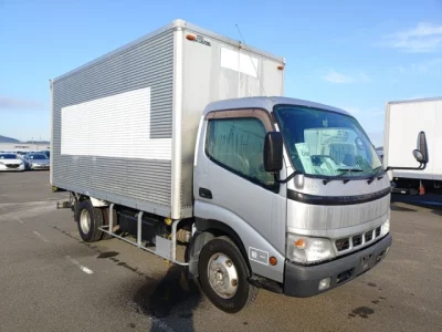 Hino DUTRO  с аукциона в Японии