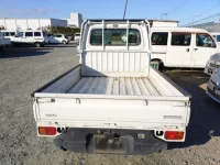 Subaru SAMBAR лот № 3821 оценка 3.5  с аукциона в Японии 3