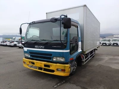 Isuzu FORWARD