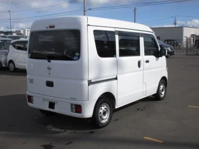 Nissan CLIPPER VAN