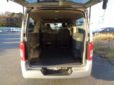 Nissan CARAVAN VAN