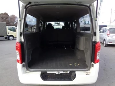 Nissan CARAVAN VAN