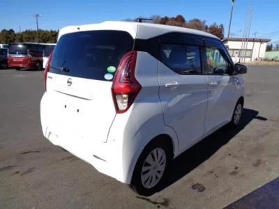 Nissan DAYZ  с аукциона в Японии