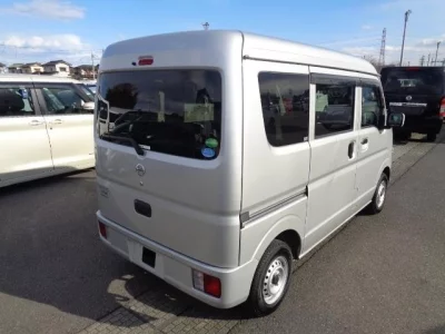 Nissan CLIPPER VAN
