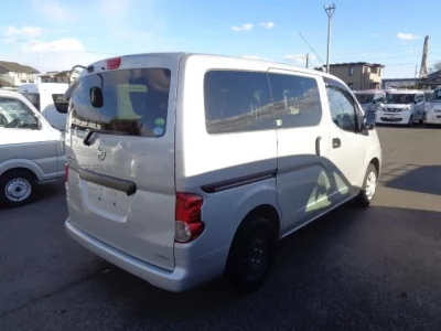 Nissan NV200