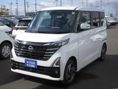Nissan ROOX