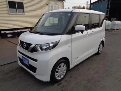 Nissan ROOX  с аукциона в Японии