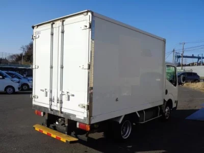 Nissan ATLAS  с аукциона в Японии