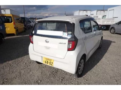 Daihatsu MIRA E S